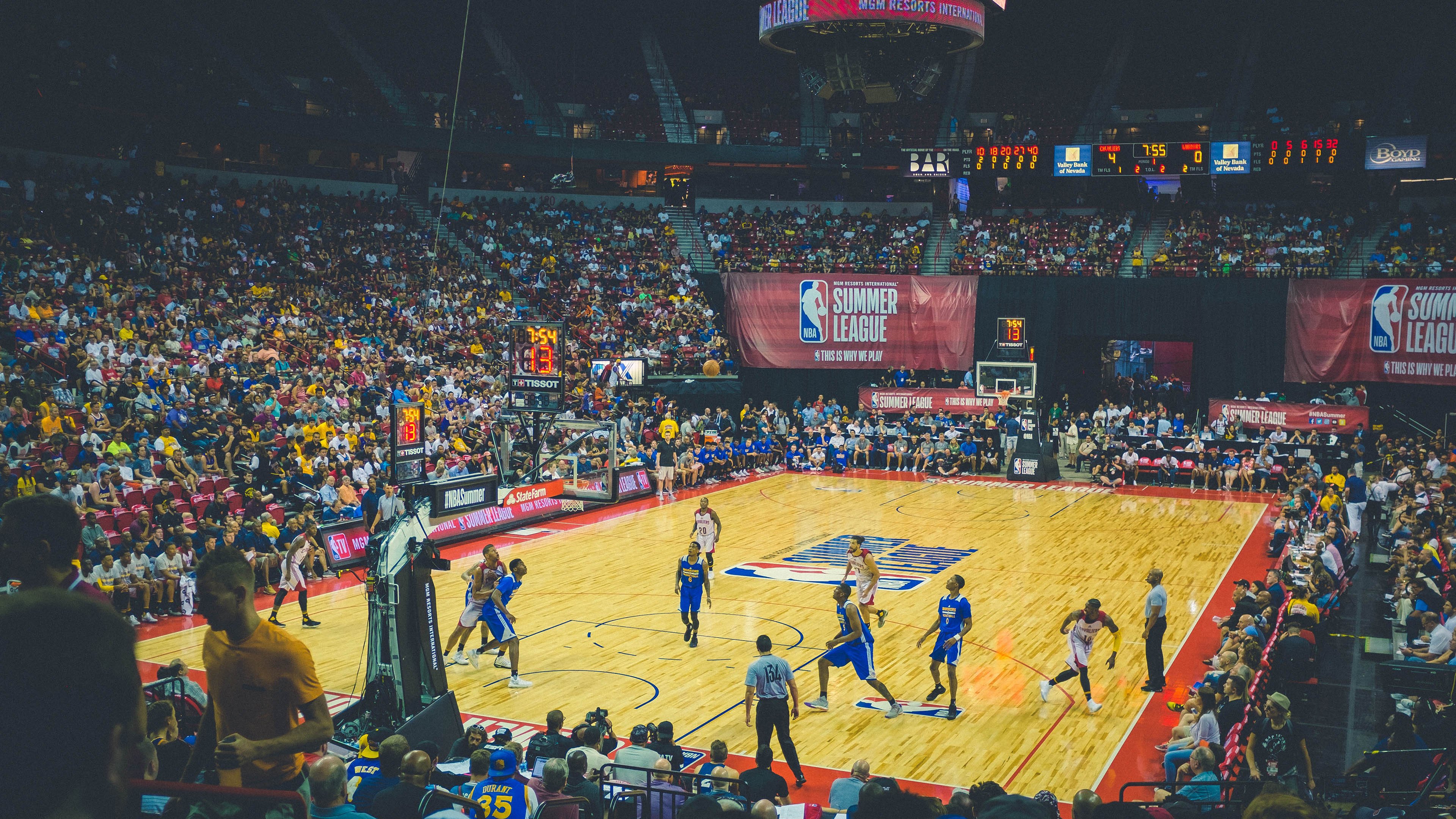 锐不可当引爆全场!,塔图姆意外战胜巴黎圣日耳曼赢得满堂喝彩